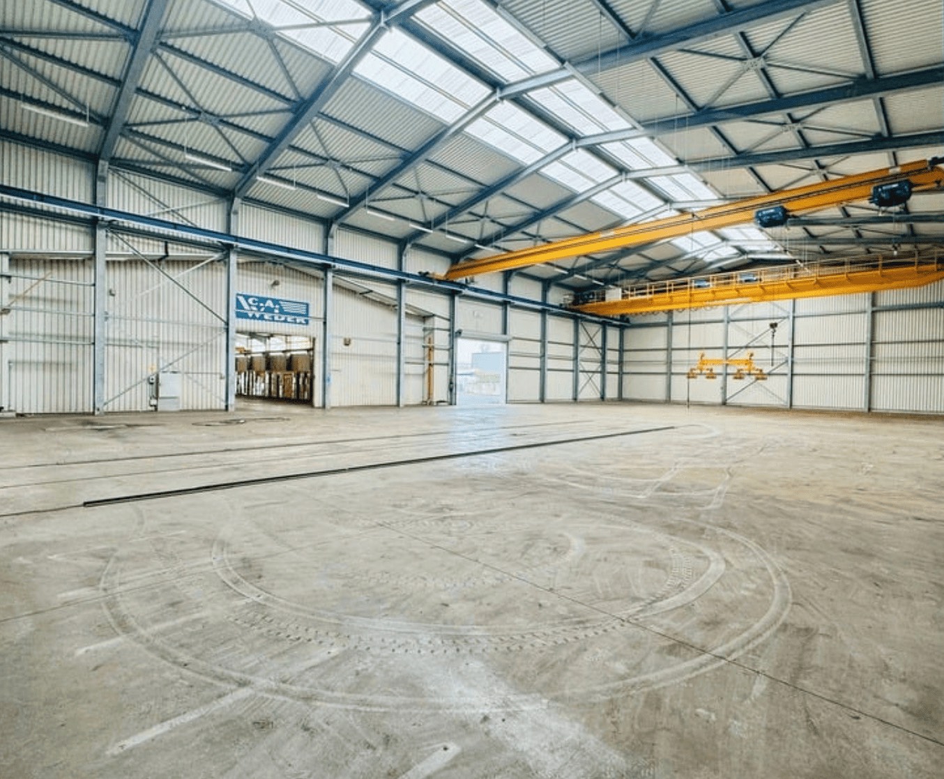 Gewerbefläche für Produktion, Lager & Büro